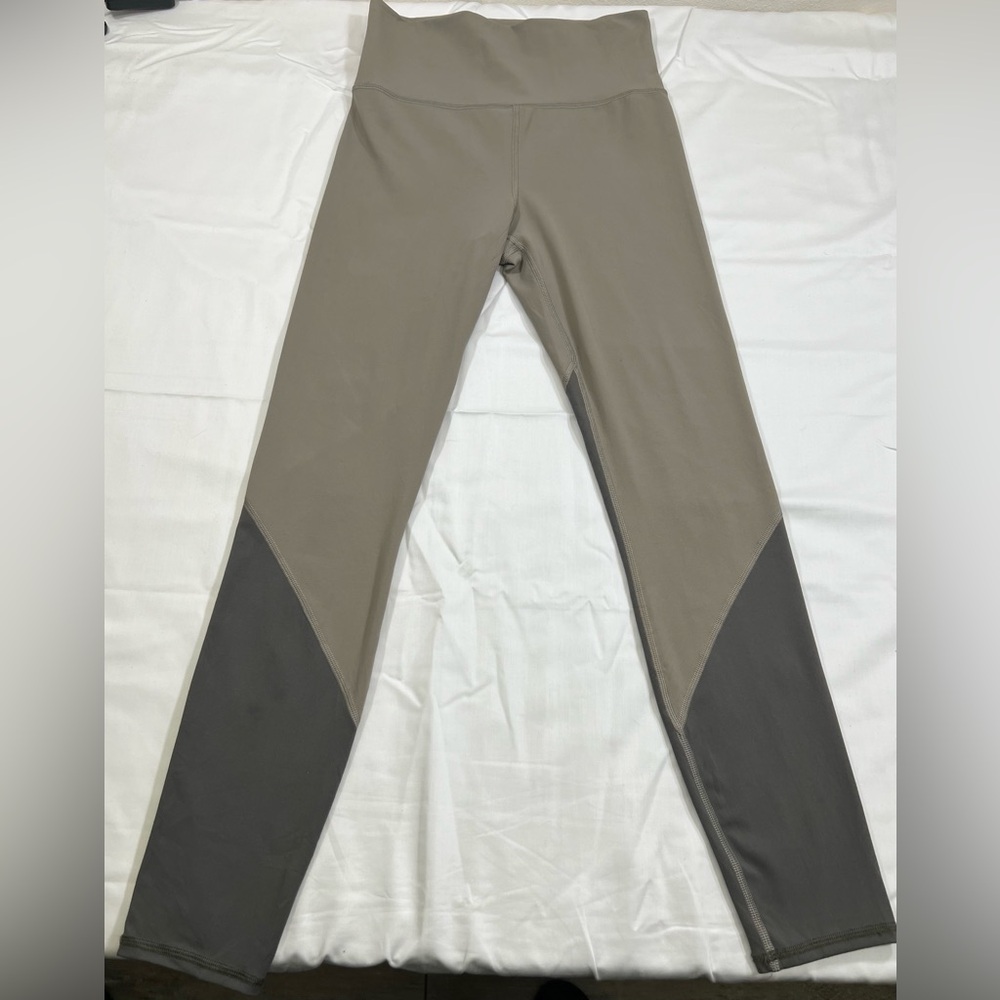 Vuori Studio Series Colorblock Leggings Women's BreatheInterlock™